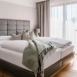Hotel Steiner 3*